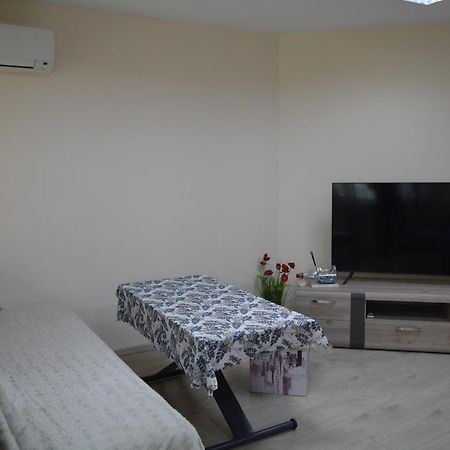City Center Apartment With A Backyard Burgas ภายนอก รูปภาพ