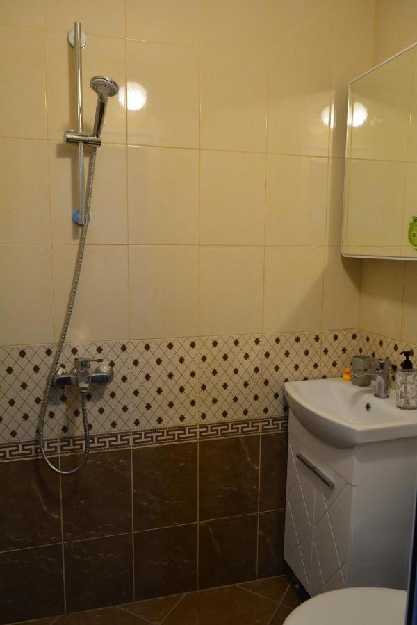 City Center Apartment With A Backyard Burgas ภายนอก รูปภาพ